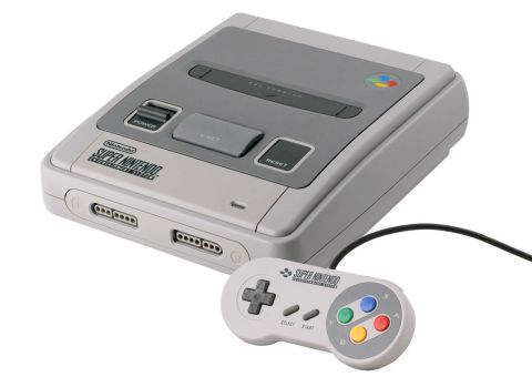 Photo de la Super Nintendo européenne